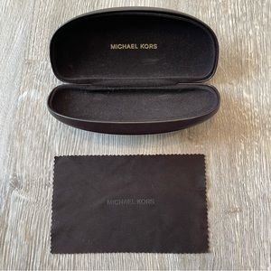 MICHAEL KORS Glasses Case and Cleaning Cloth